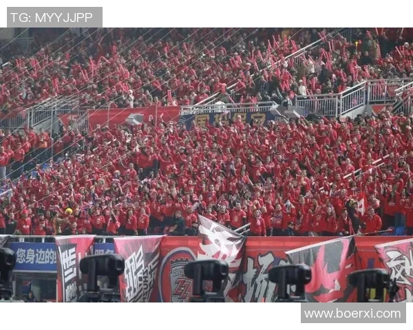 友谊赛阿森纳与那不勒斯战平点球大战引发争议与热议