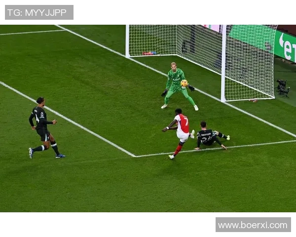 国王杯激战阿森纳与皇马战成平局神奇扑救成为全场焦点 国王杯激战阿森纳与皇马战成平局神奇扑救成为全场焦点