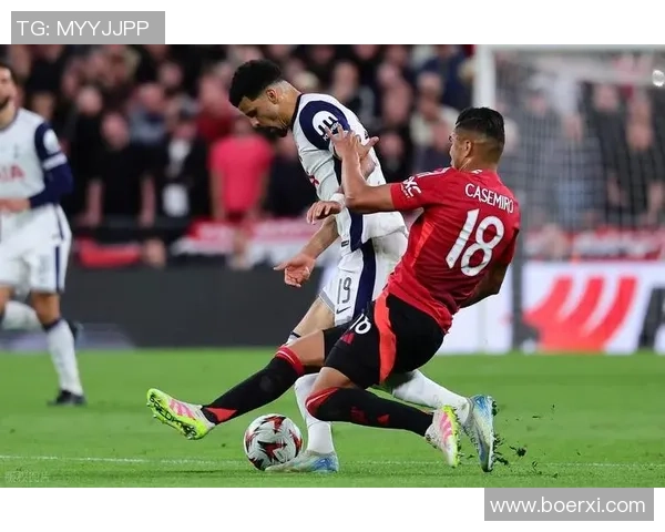 欧联杯激战AC米兰3-0热刺争议判罚引发全场沸腾