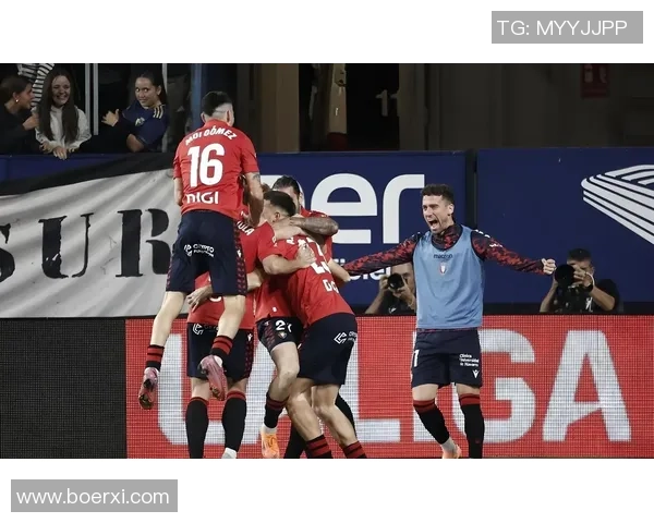 足总杯惊天逆转曼联6-2狂胜皇马引发全场沸腾赛后深度解析