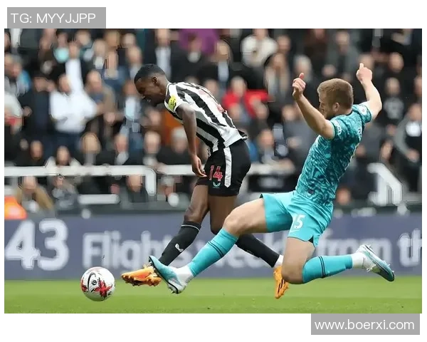 中超精彩对决本菲卡大胜那不勒斯帽子戏法引爆全场激情