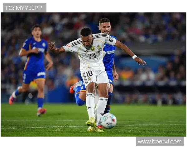 中超激战那不勒斯大胜皇马红牌争议引发全场热议