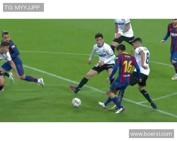 意甲激战巴萨与巴黎圣日耳曼平局点球大战引发全场热潮解析