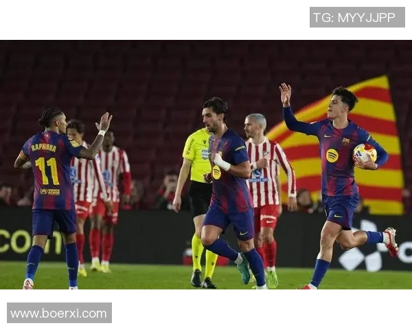 欧联杯波尔图大胜马竞争议判罚引发全场热议与绝杀瞬间 欧联杯波尔图大胜马竞争议判罚引发全场热议与绝杀瞬间