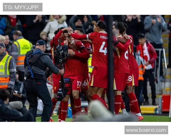 英超激战:利物浦逆转马竞补时绝杀引全场狂欢解析 英超激战:利物浦逆转马竞补时绝杀引全场狂欢解析