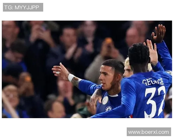 中超精彩对决本菲卡凭乌龙球战胜切尔西全场沸腾