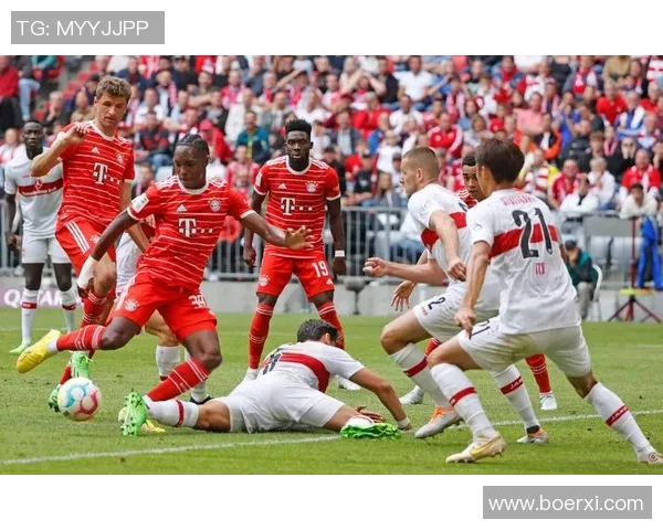 意甲激战：拜仁与巴萨战成平局红牌事件引发全场热议与十大精彩进球回顾